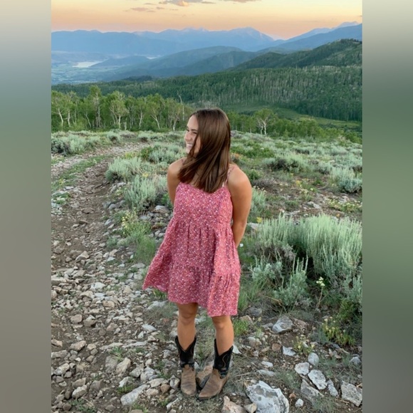 Meet your Posher, Sarah - Picture 9 of 9